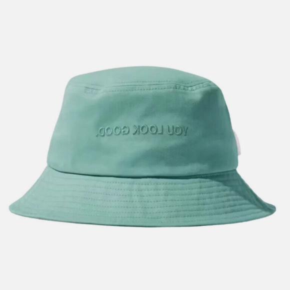 New Glossier Chicago Bucket Hat